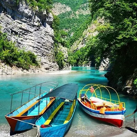 Village Široka